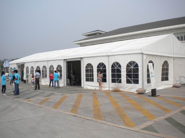 Custom Outdoor Temporary Warehouse Tent Para sa Outside Industrial Storage Tent