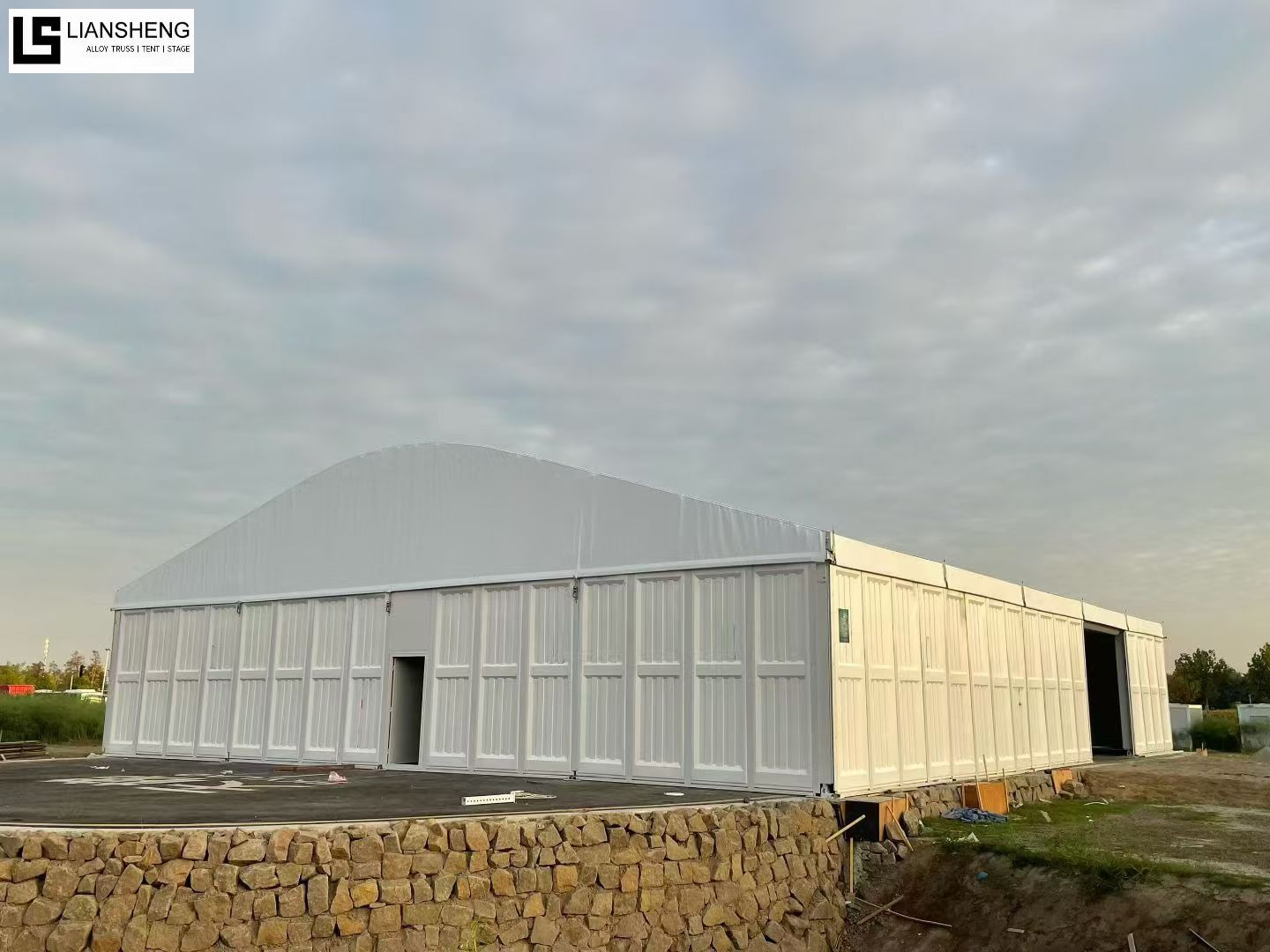 Mga Solusyon sa Industrial Storage Tent